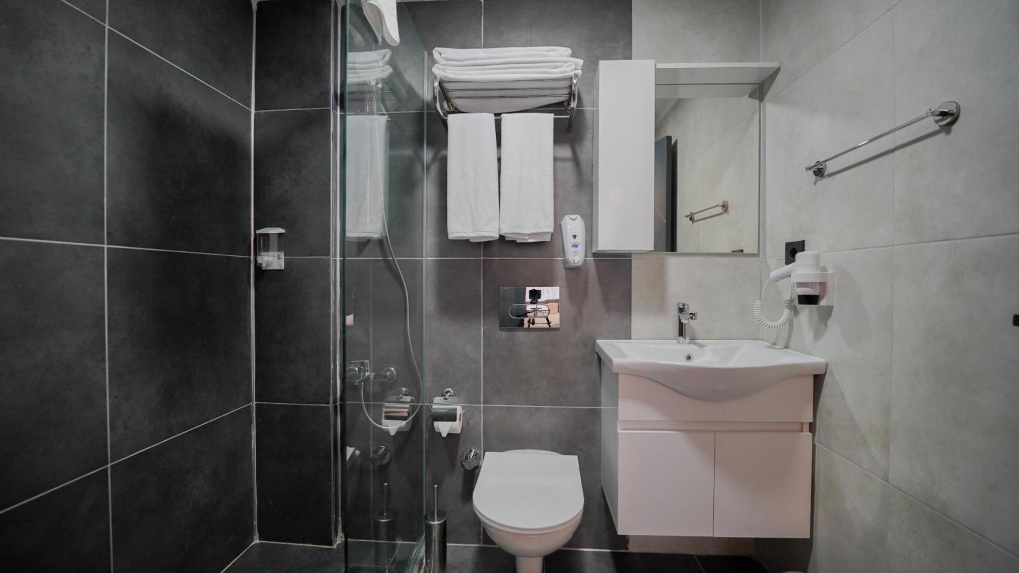 Blue Serenity Hotel 3*